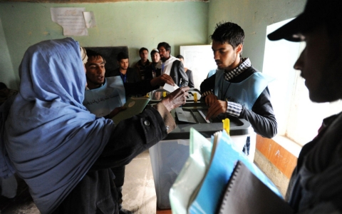 Thumbnail image for Afghans flock to polls to choose new president